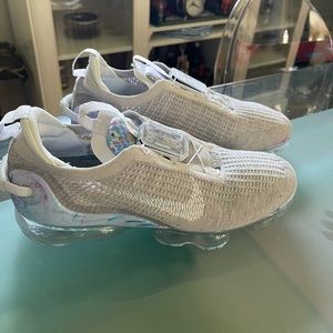 ❤️sold❤️Nike air vapormax 2021 men sz 8.5